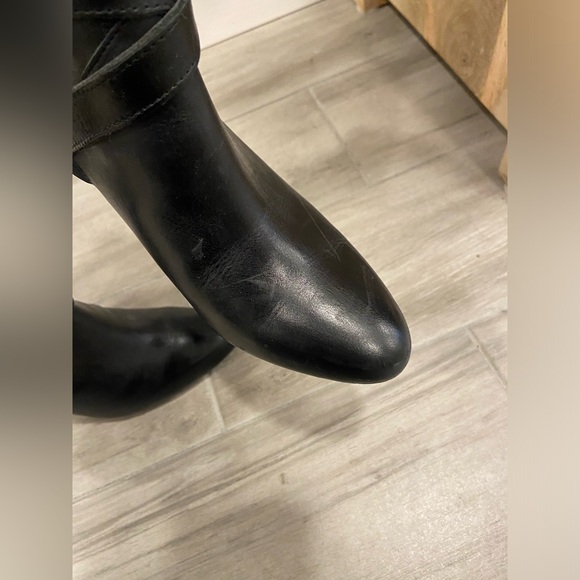 Ralph Lauren Women’s Black Leather Ankle Booties size 6.5 - Picture 9 of 10